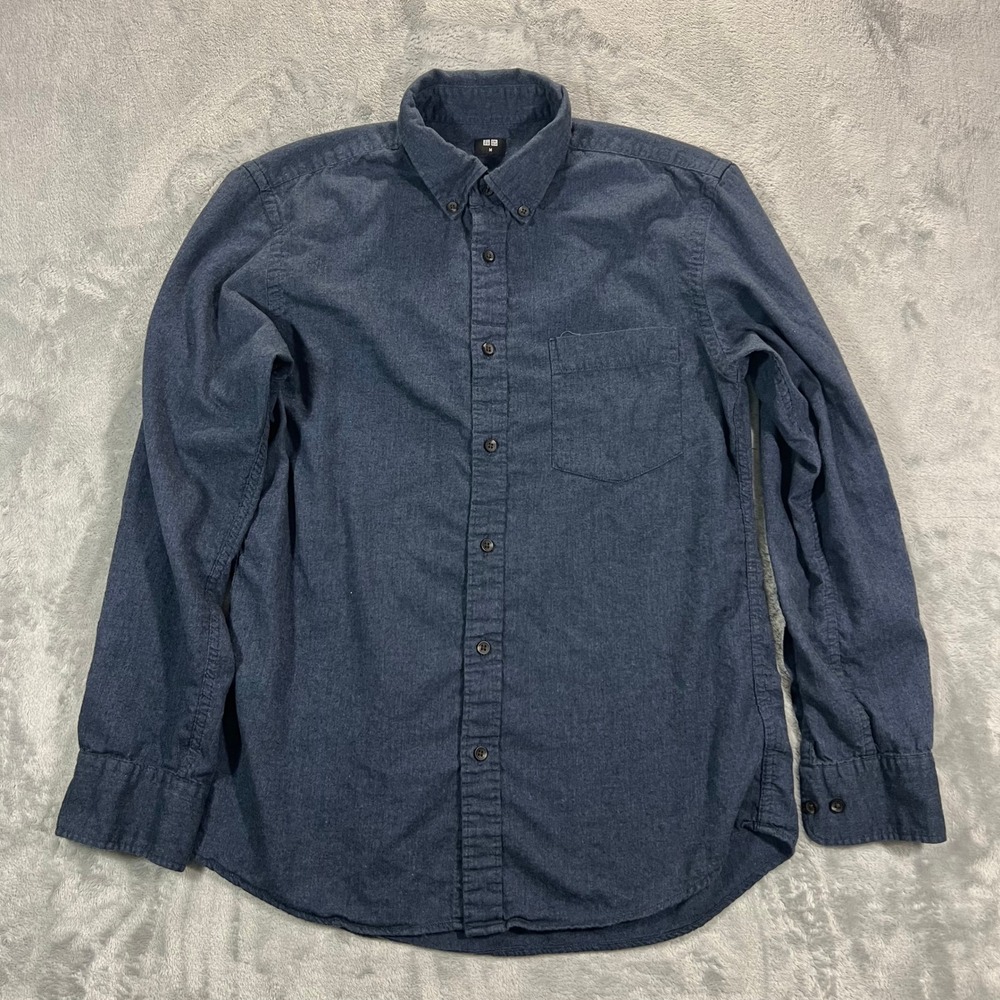 UNIQLO Button Down Shirt Mens Medium Navy Blue 100% Cotton LS Casual Minimalist